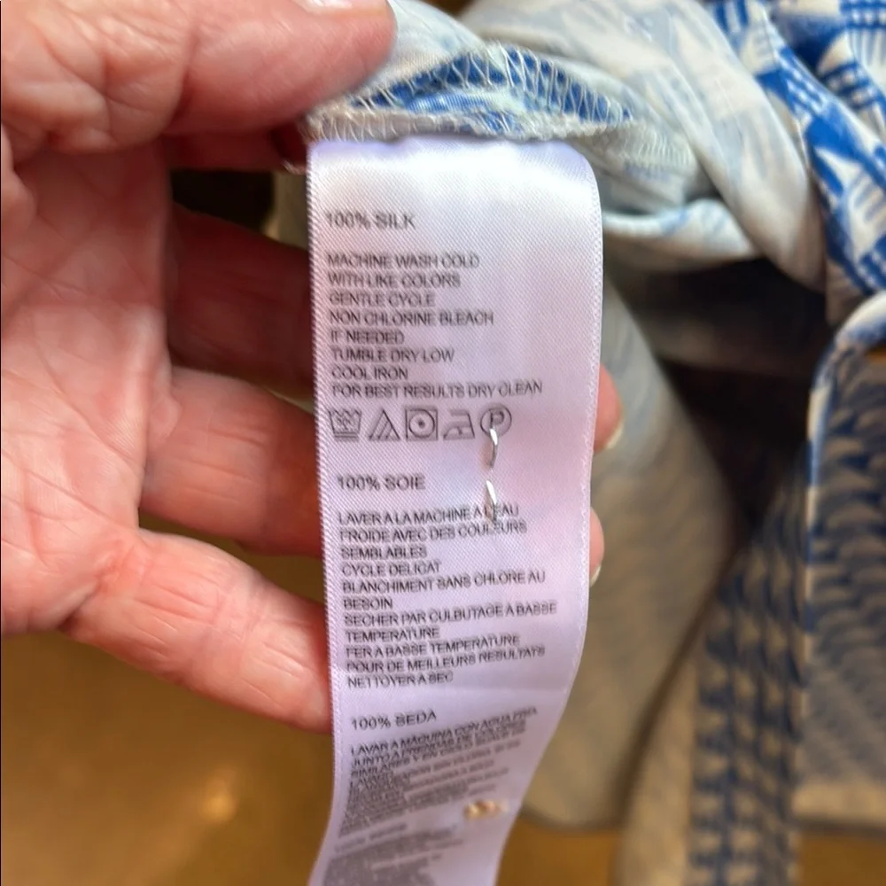 TOMMY BAHAMA Blue Patterned Men's Shirt - Picture 5 of 6
